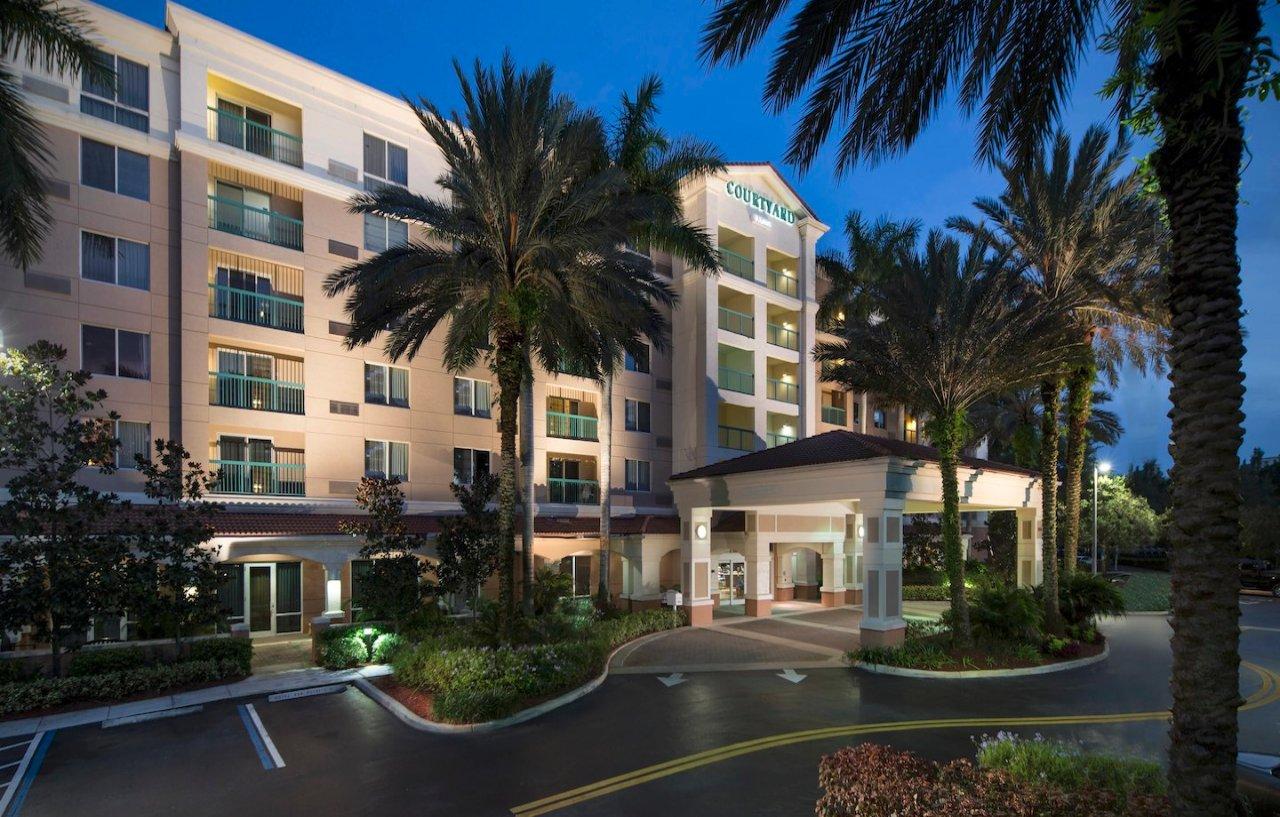Courtyard By Marriott Fort Lauderdale Weston Exterior foto
