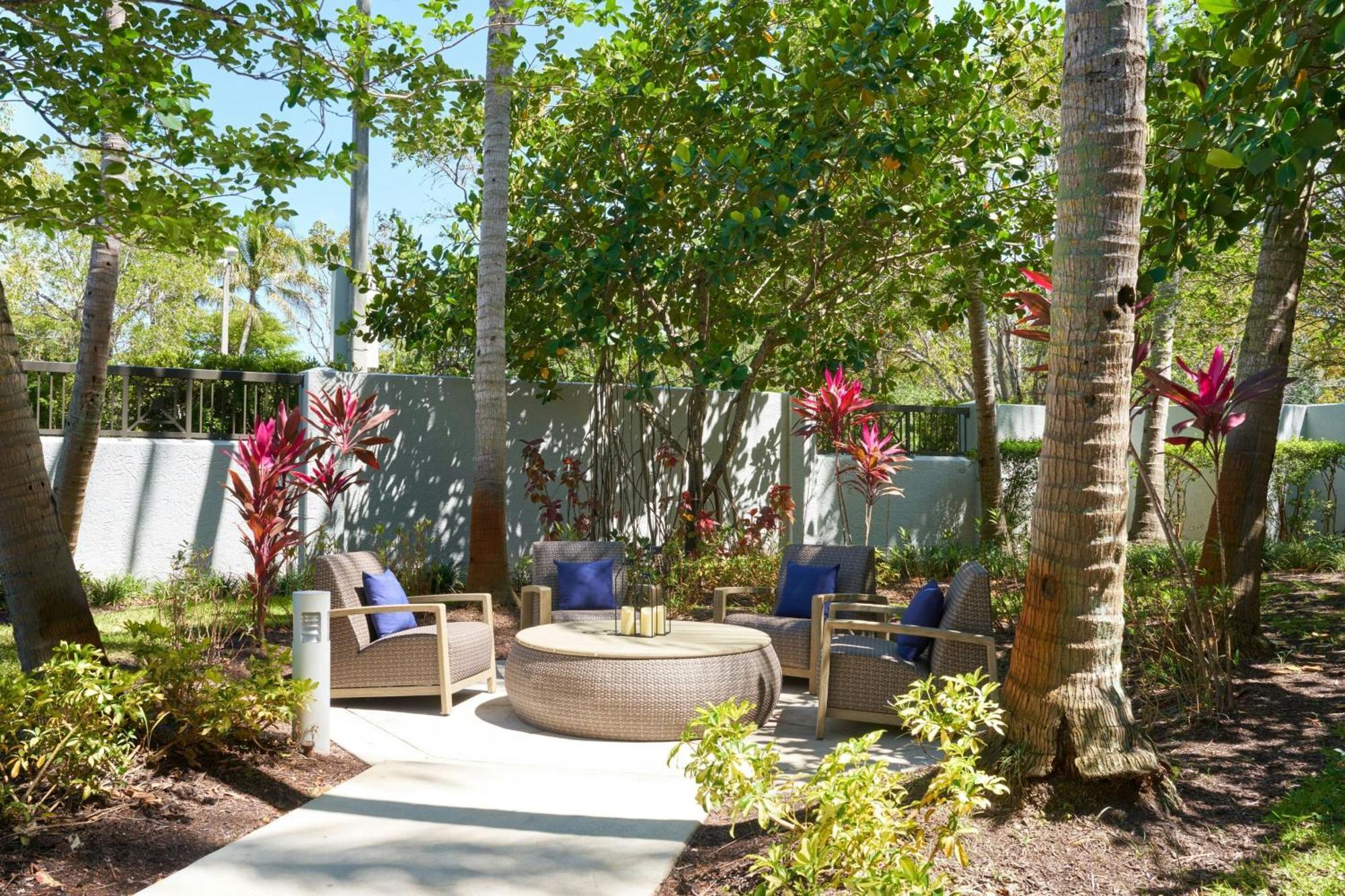 Courtyard By Marriott Fort Lauderdale Weston Exterior foto